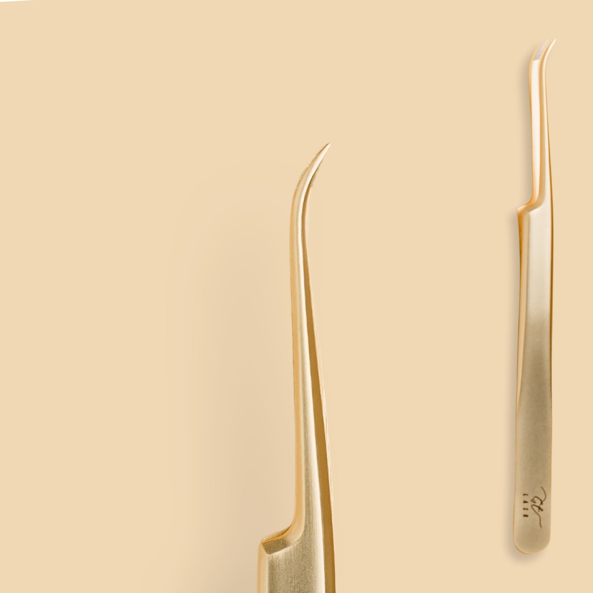 Close-up of GT Lash Co’s T2 Mini Crane Tweezer featuring precision fiber tip for easy pickup, smooth fan placement, and steady control during classic or volume lash extension sets.